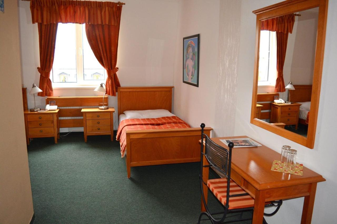 Kastiel Agatka Hotel Chorvatsky Grob Exterior foto