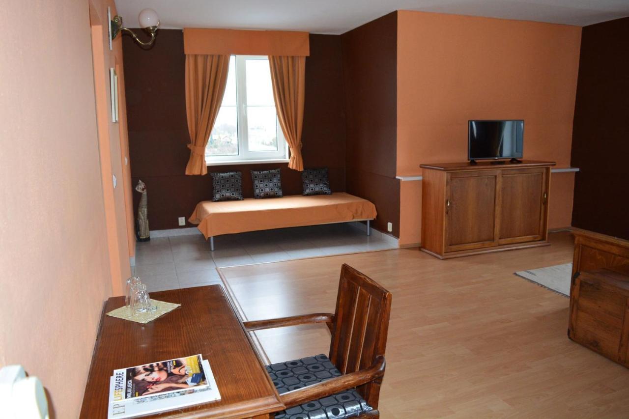 Kastiel Agatka Hotel Chorvatsky Grob Exterior foto